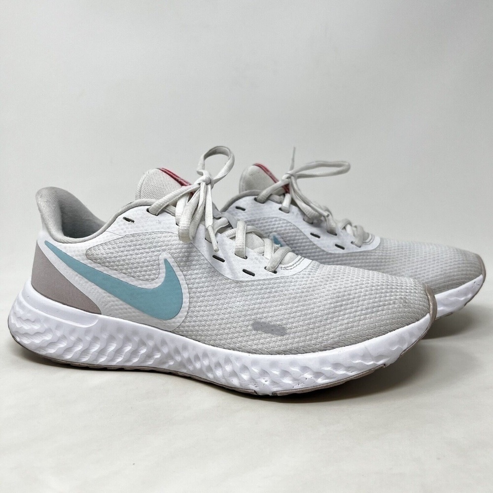 Nike Womens Revolution 5 BQ3207-107 White Running Shoes Sneakers Size 8